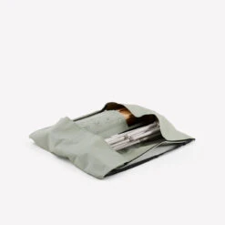 Quechua TABLE DE CAMPING COMPACTE 4/6 PERSONNES - PLATEAU BOIS - POCHE DE RANGEMENT 13 Quechua TABLE DE CAMPING COMPACTE 4/6 PERSONNES - PLATEAU BOIS - POCHE DE RANGEMENT -Quechua table de camping compacte 46 personnes plateau bois poche de rangement 3